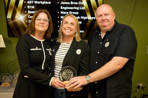 Civils & Lintels receiving the 2025 Impact through Funds Raised award from Michelle Wiles, Patron of Mates in Mind